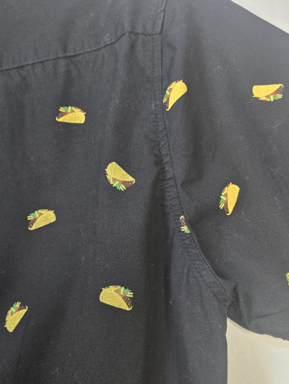 Molokai Surf Co. Youth Boys Size M Black S/Sl Button-Up Fun Taco Print Shirt - Picture 9 of 10